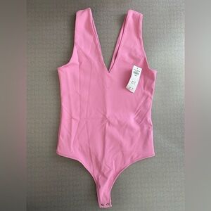 Abercrombie & Fitch Women’s Seamless Fabric V-Neck Bodysuit